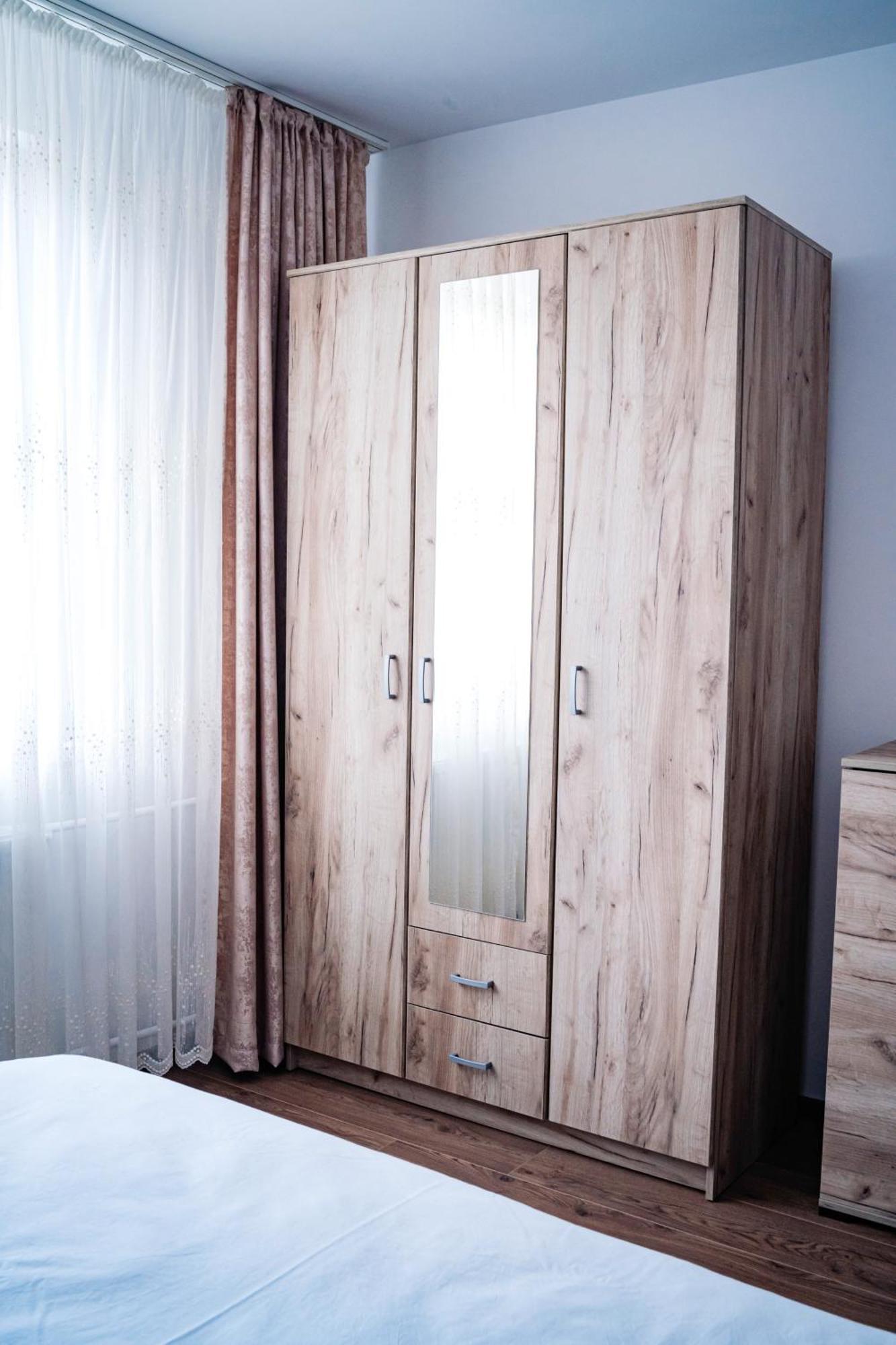 Downtown Apartment Râmnicu Vâlcea エクステリア 写真